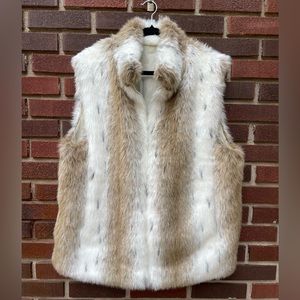 Gorgeous faux fur vest, cream with brown and gray, EUC